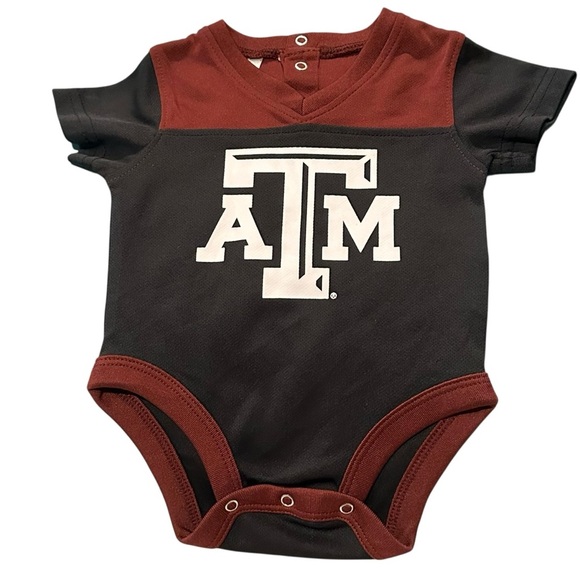 Rivalry Threads Texas A&M 3-6 Months Onsie Maroon And Black - Picture 1 of 8